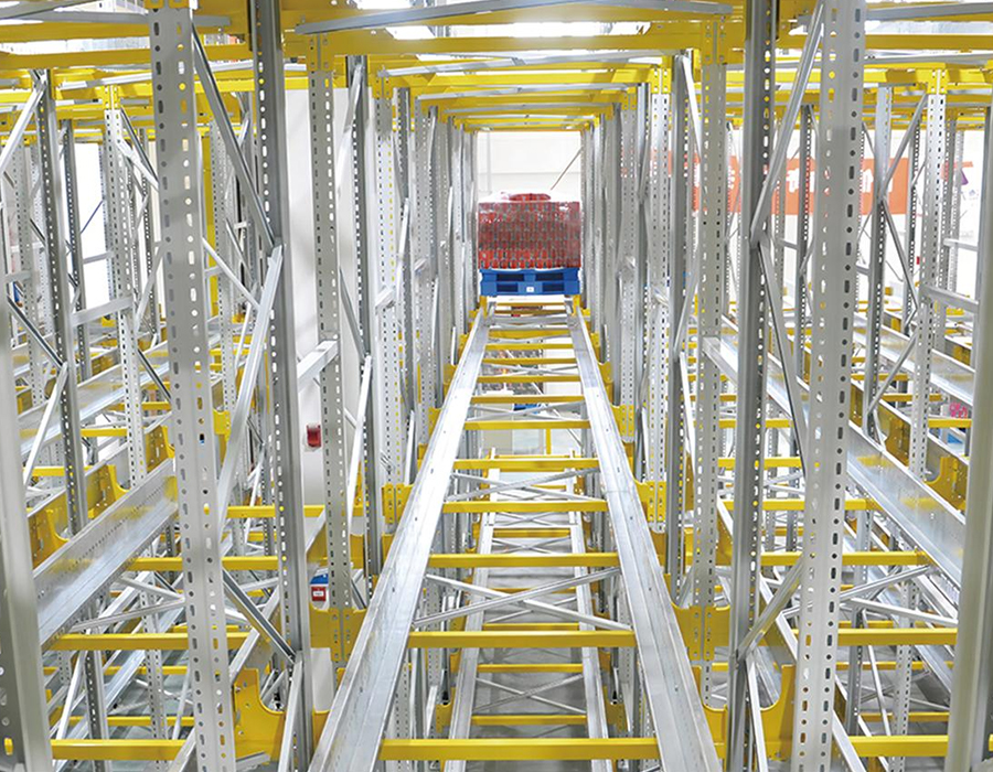 Estantes de paletes industriais para serviços pesados: um guia prático de compra para armazéns