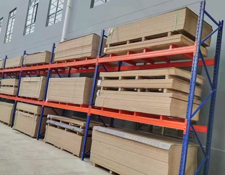 Estantes para serviços pesados (>800 kg/camada)